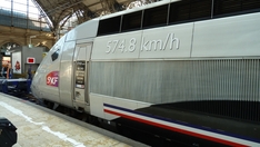 574,8 km/h