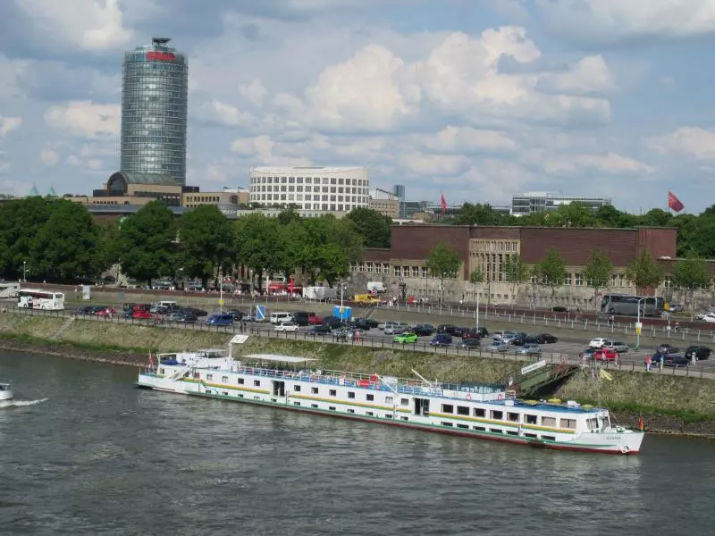 Rhein bei Düsseldorf