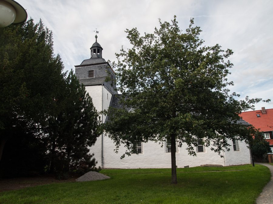 File:Dorfkirche Wienrode.jpg