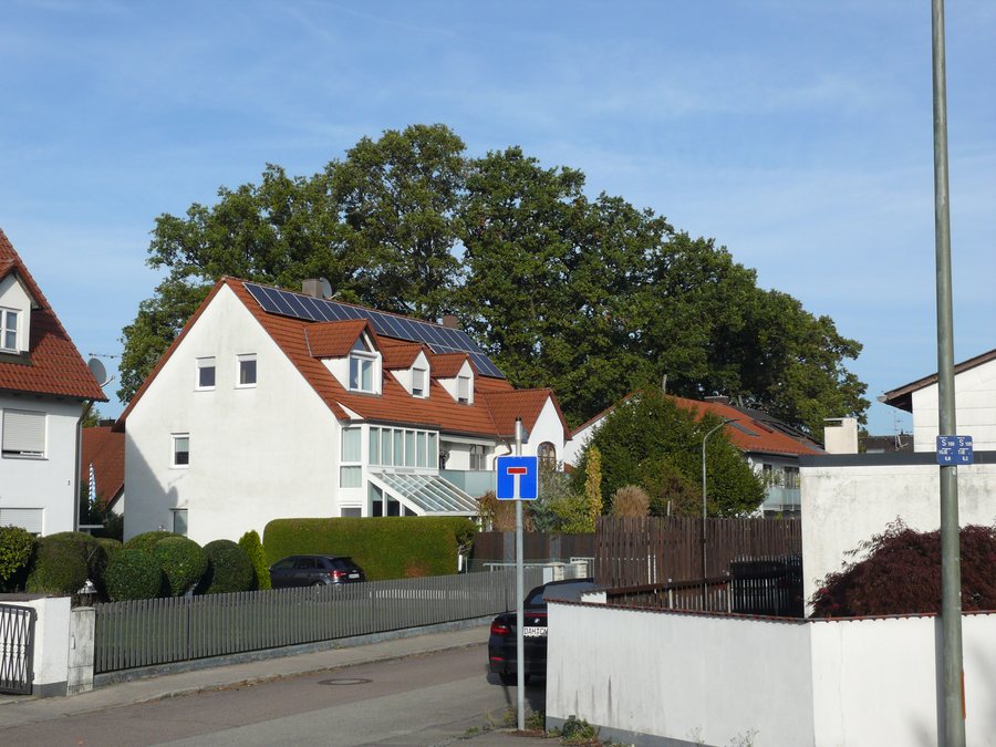 File:8 Eichen - Schwabhausen - 2023-10-10 - 481a.jpg