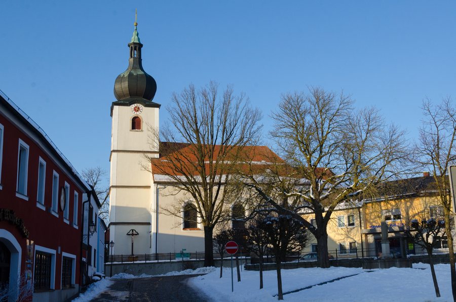 File:Konnersreuth, Pfarrkirche, 004.jpg
