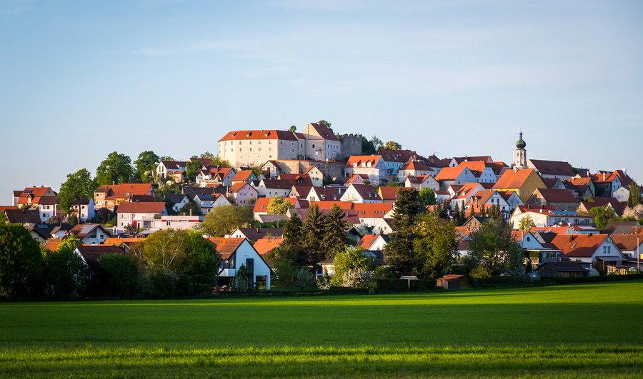 File:Lupburg - Altstadt - Ansicht (2018).jpg