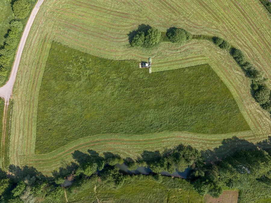 File:Kirchehrenbach Luftbild Heumahd-20230528-RM-163324.jpg