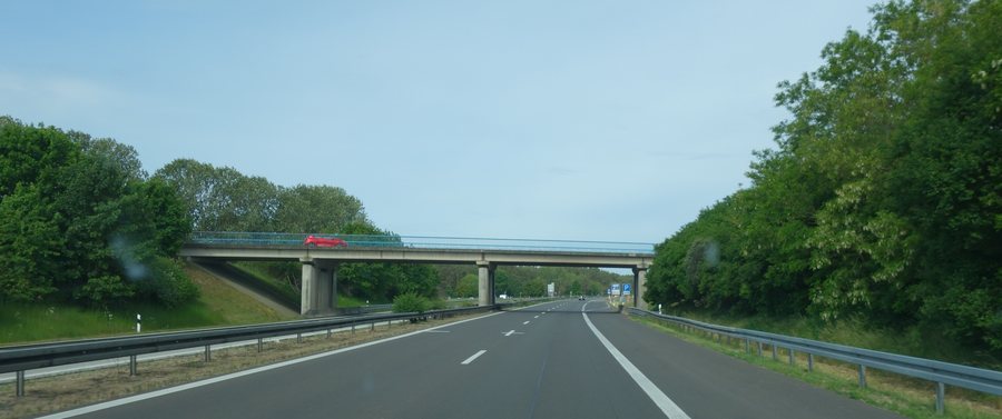 File:Autobahnbrücke Alt Brenz 2020 ESE.jpg