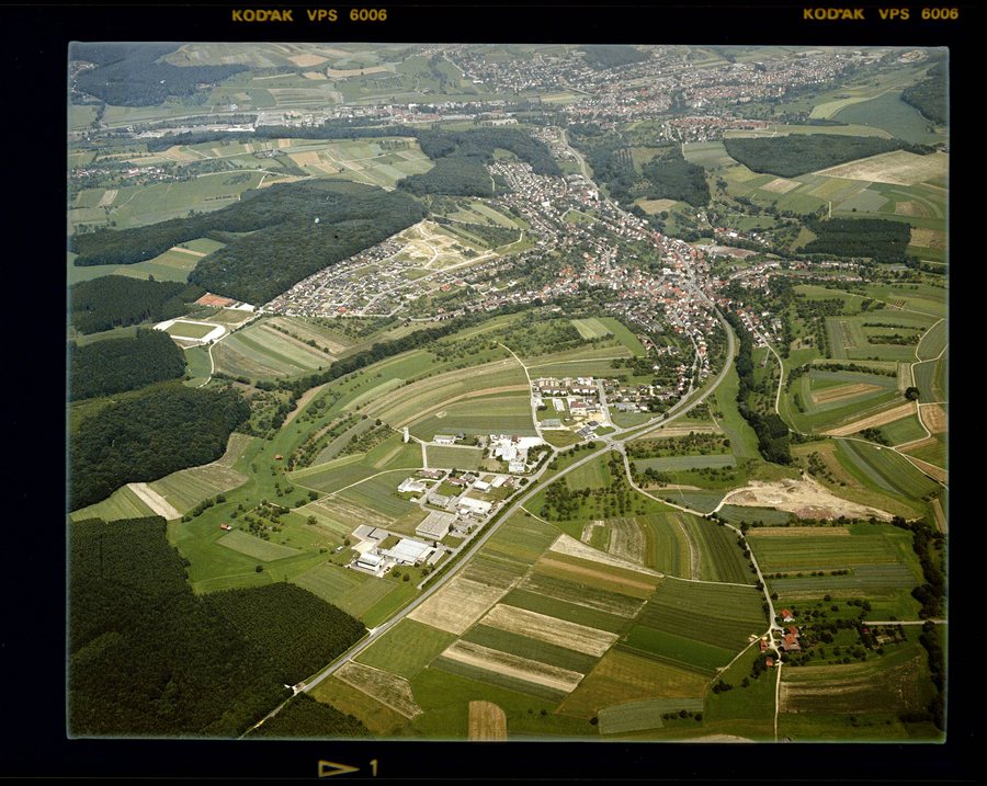 File:Albershausen, Luftbild - LABW - Staatsarchiv Sigmaringen N 1-96 T 1 Nr. 874.jpg