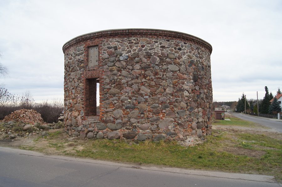 File:Bismarckturm in Frankfurt Oder-Lichtenberg 001.JPG