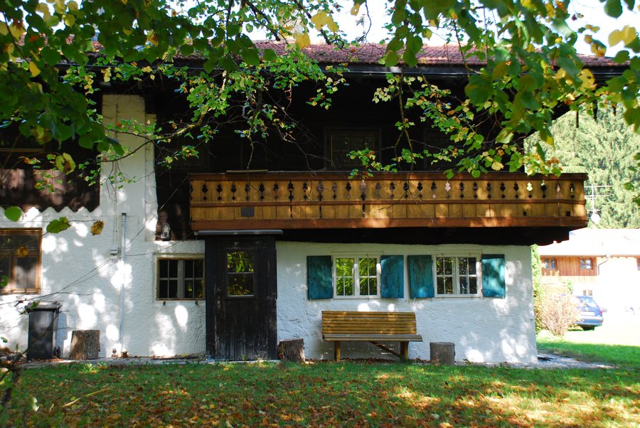File:Sauerlach Am Brand 4.JPG