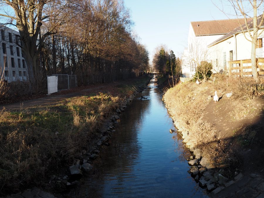 File:Feldgießgraben (Schwabmünchen) (02).jpg