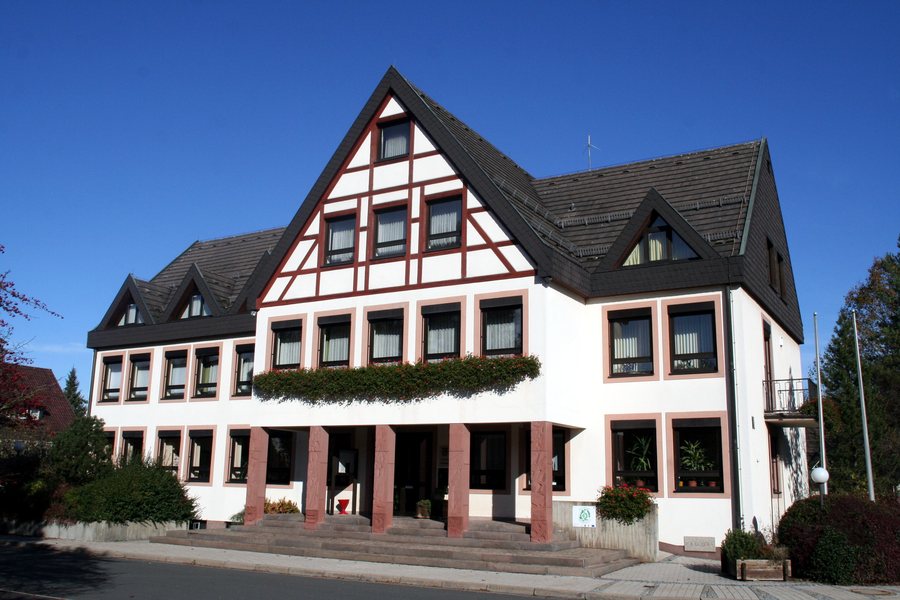 File:Stockheim-Rathaus.jpg