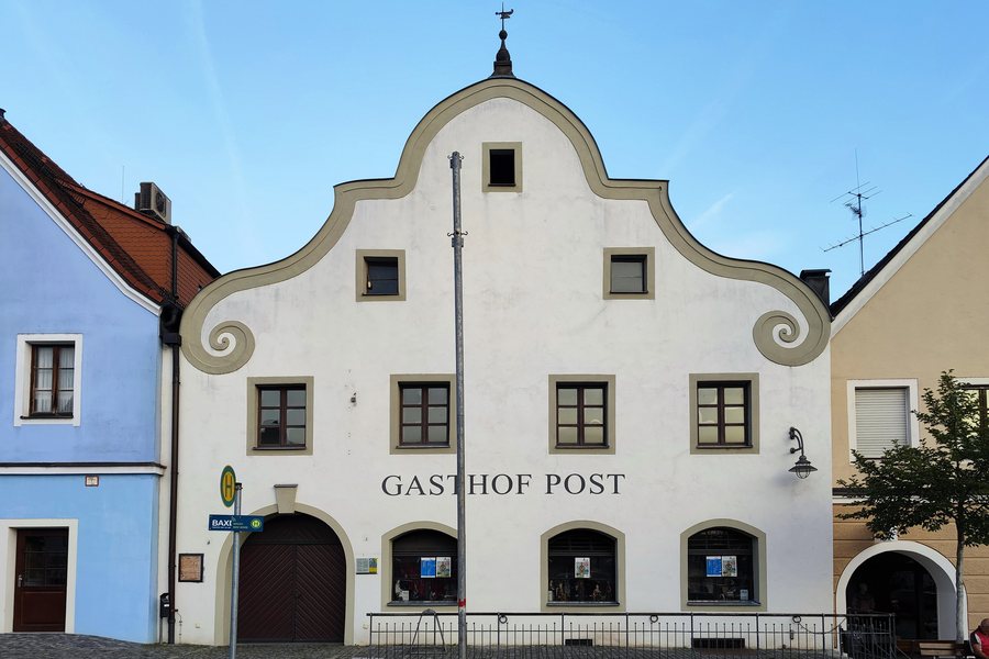 File:Schwandorf, Marktplatz 3.jpg