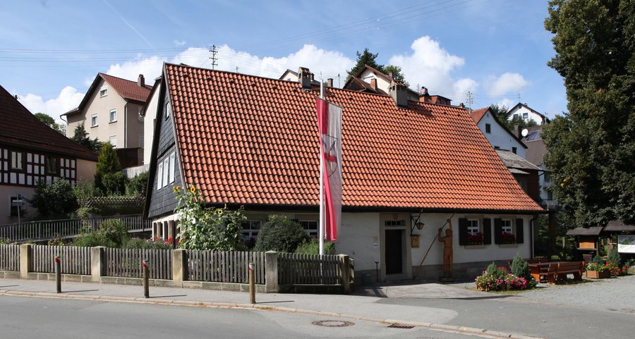 File:Unterrodach-Floessermuseum.jpg