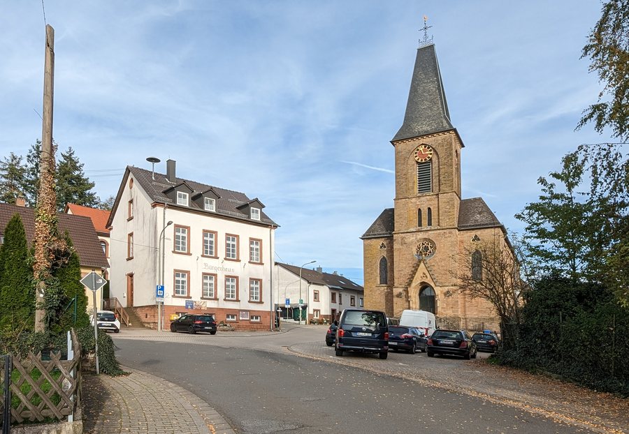 File:Schallodenbach-St Laurentius-02-2022-gje.jpg
