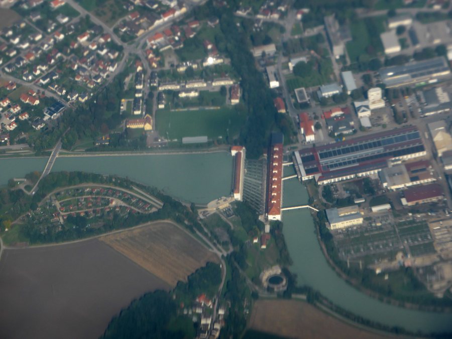 File:Innkraftwerk Töging 1.jpeg