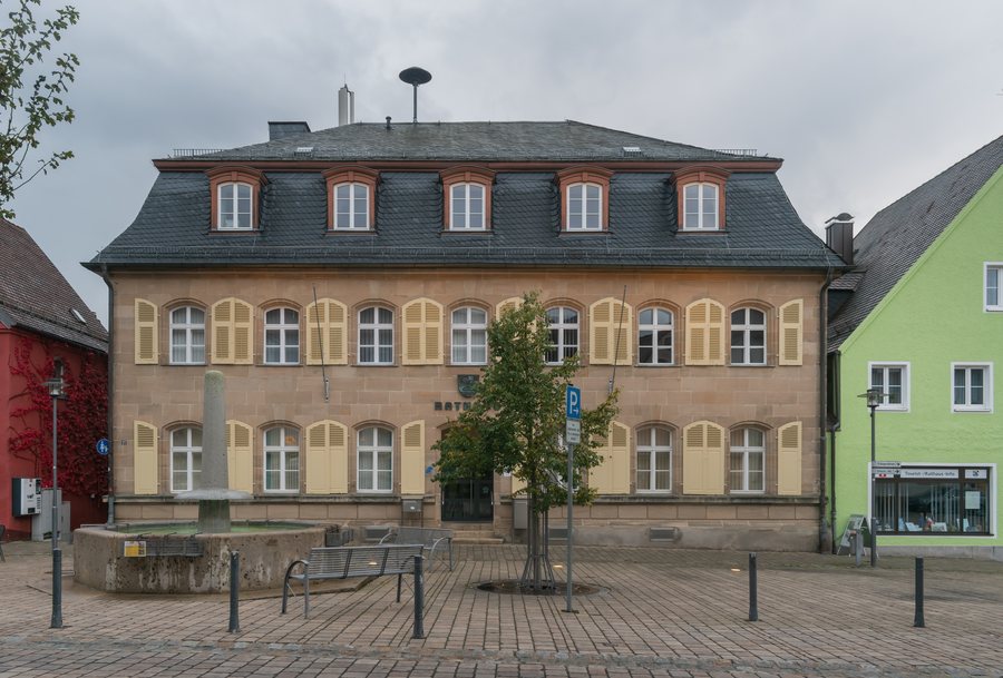 File:Town hall of Pegnitz (4).jpg