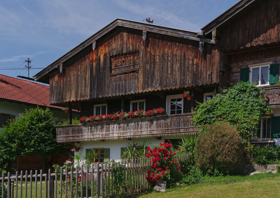 Bauernhaus Ostner, Kirchstraße 3 (Wackersberg)