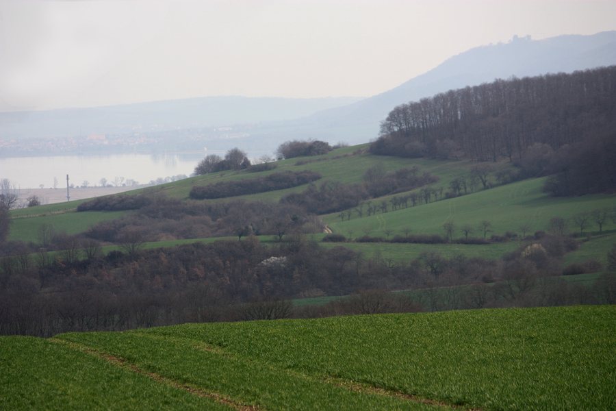 Heringen (Helme), view to the Kelbra reservoir and the Kyffhäuser mountains