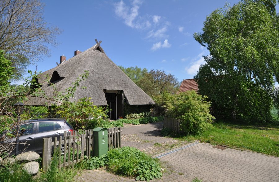 File:Hallenhaus in Admannshagen.jpg