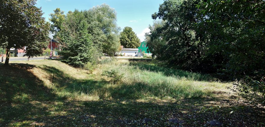 File:Dorfteich Seeburg (Dallgow-Döberitz) 2018.jpg