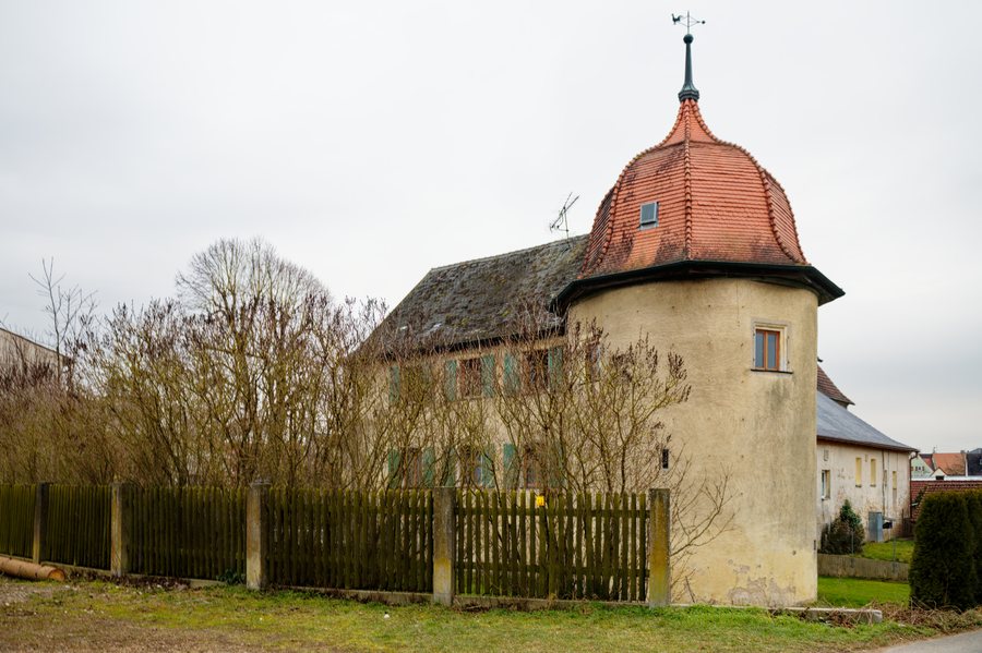 File:Brunn, Am Schloß 3 Emskirchen 20230211 0207.jpg