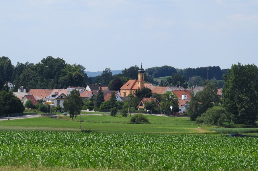 File:Gessertshausen, A - Wollishausen v S.JPG