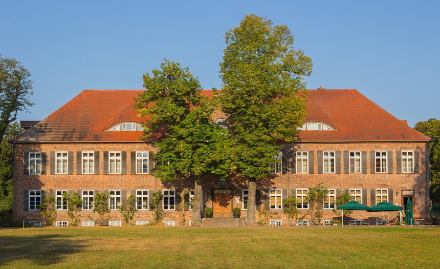 File:Ludorf Gutshaus 08.jpg