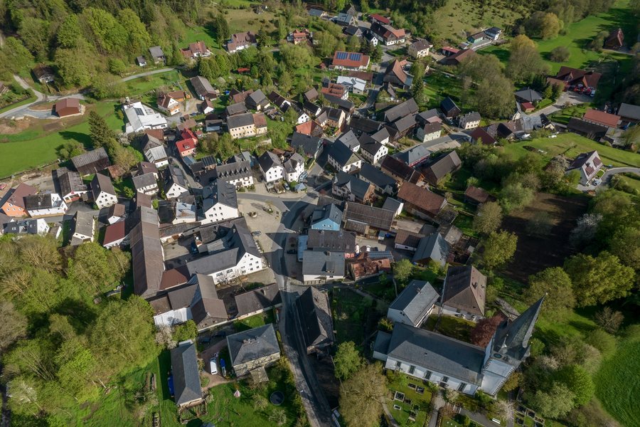 File:Wonsees Kirche Luftbild-20210516-RM-173121.jpg