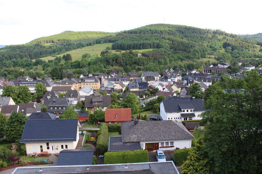 File:Blick auf Bad Laasphe (1).JPG