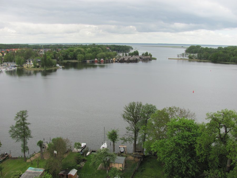 File:Röbel Binnensee.jpg