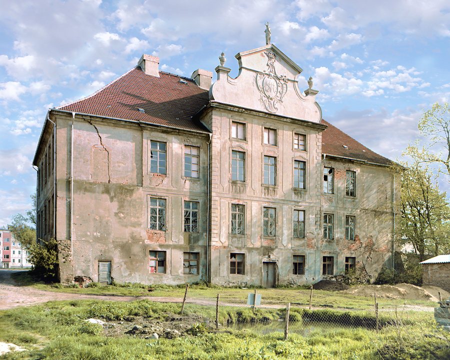 File:19870509500NR Sponholz Rittergut Herrenhaus.jpg