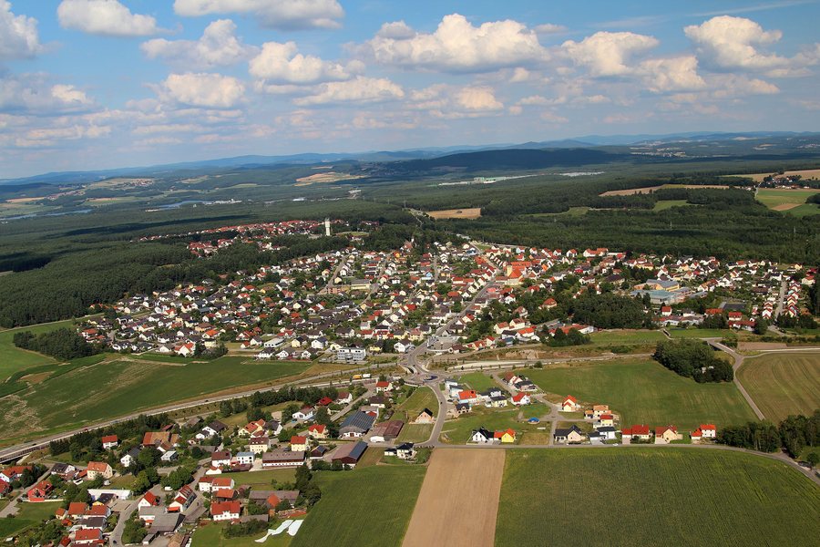 File:Wackersdorf 14 08 2013 01.jpg