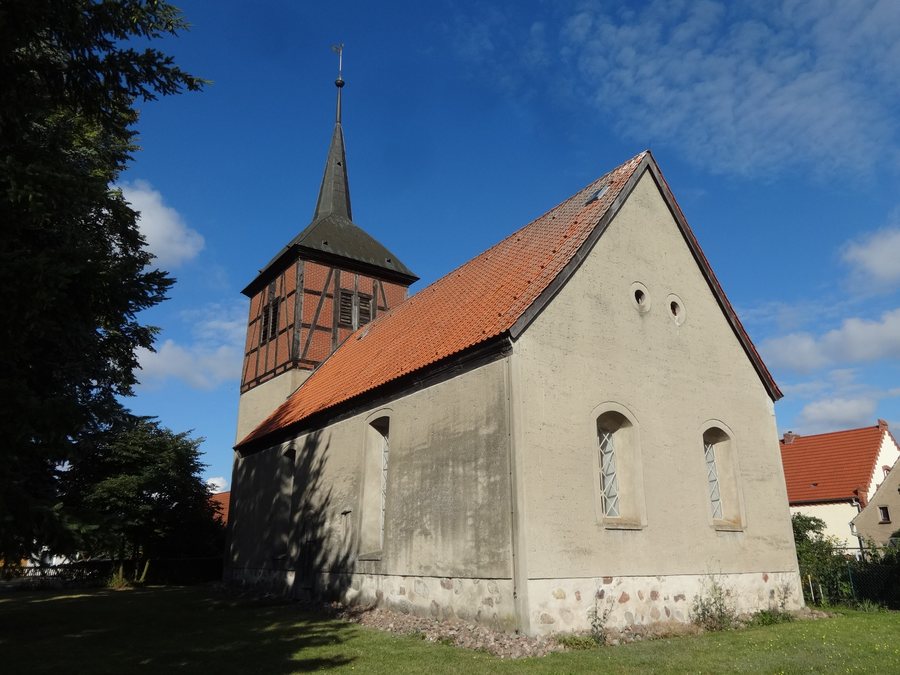File:Dorfkirche Jatznick Suedostansicht.jpg