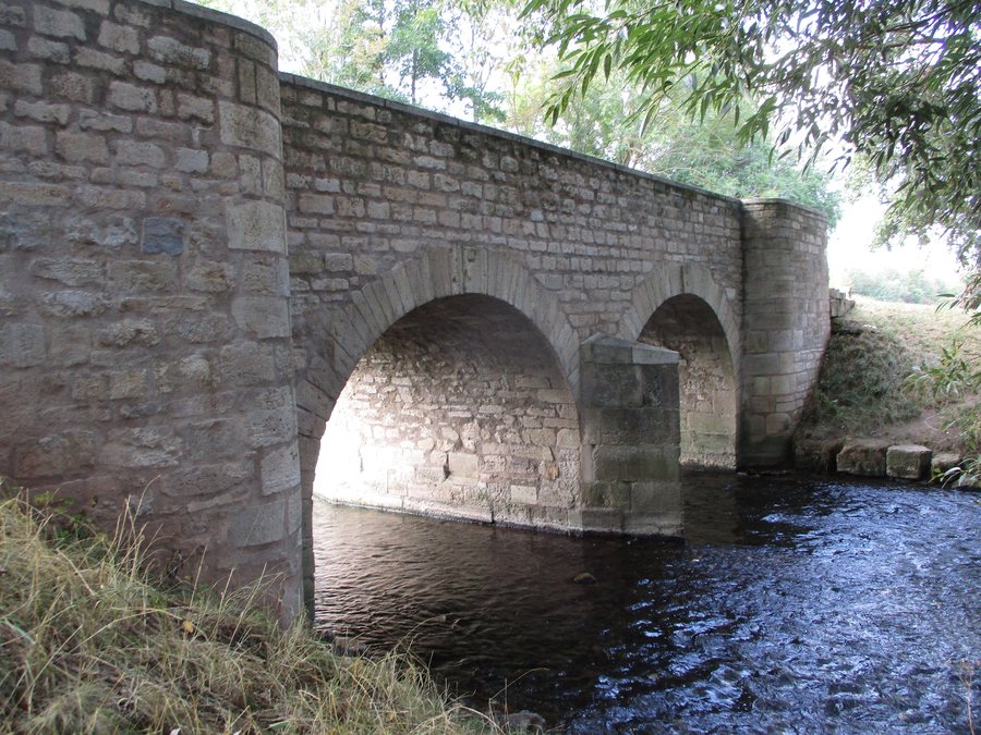 Apostelbrücke over the Wipper near Niedergebra