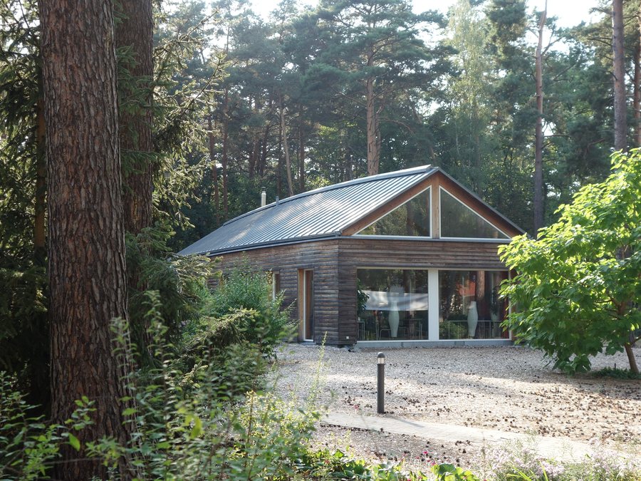 File:Gemeindezentrum Fichtenwalde 2016 E.jpg