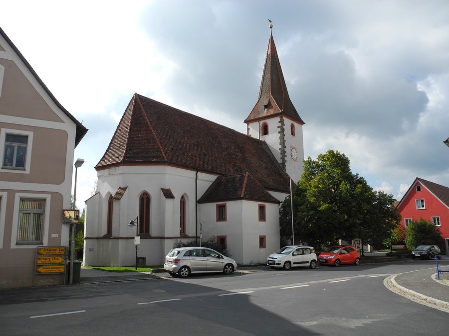 File:Evangelische Kirche Neunkirchen bei Sulzbach-Rosenberg.JPG