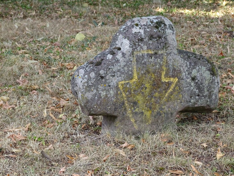 File:Friedhof Calw-Stammheim 02.jpg