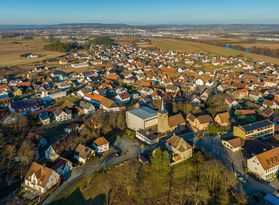 File:Hausen Forchheim Luftbild-20220303-RM-163203.jpg