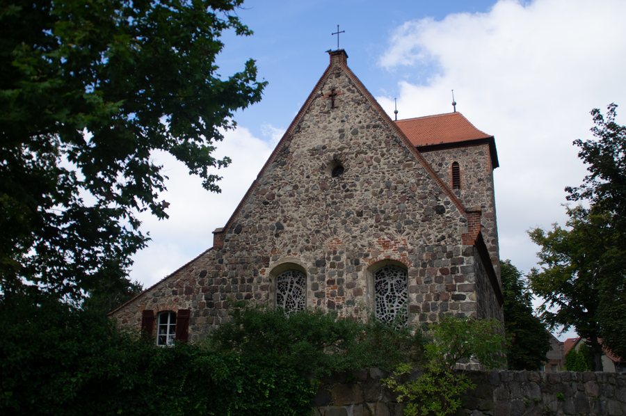 File:Dorfkirche Dahlewitz Blankenfelde-Mahlow 2022CF 01.jpg