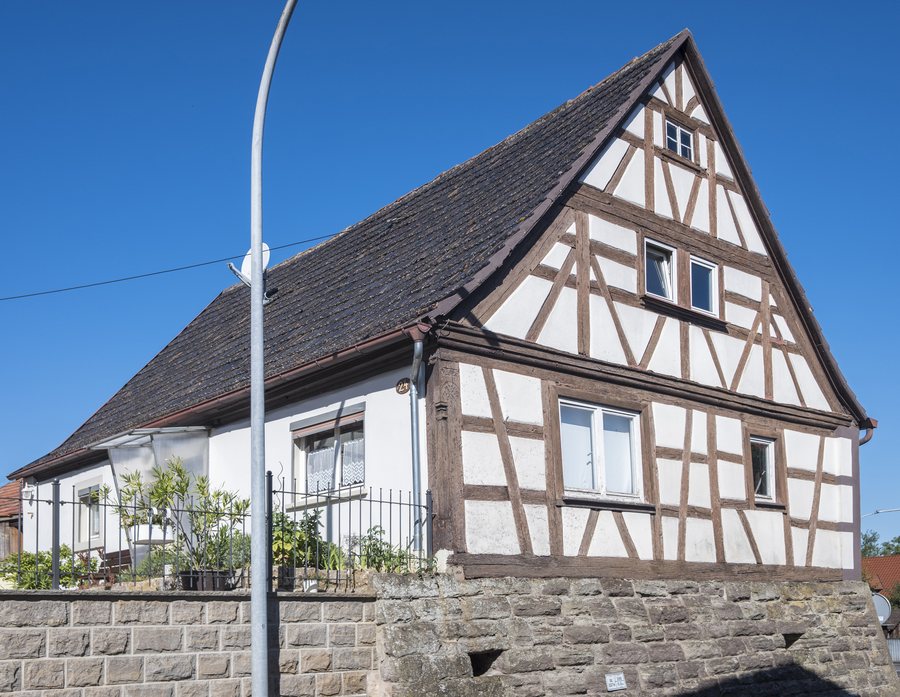 File:D-6-78-157-7 Fachwerkhaus, Hauptstraße 24 (Michelau i.Steigerwald).jpg