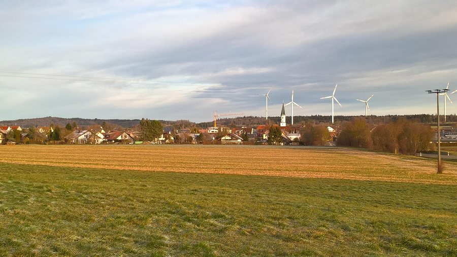 File:Landappbw 740595 1817 Blick auf Aalen- Waldhausen bei Aalen- Affalterwang.jpg