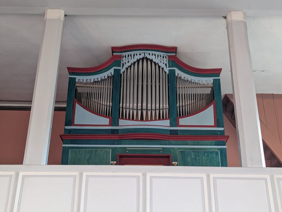 File:Orgel Dehringhausen Prospekt.jpg