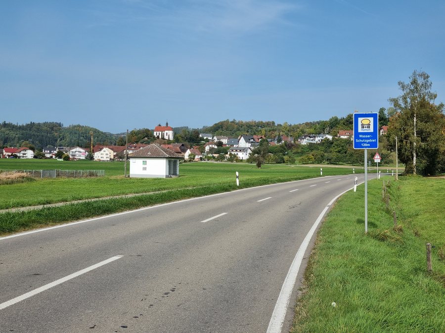 File:D-BW-KN-Stockach-Mahlspüren im Tal - WSG TB Seelfingen 001.jpg