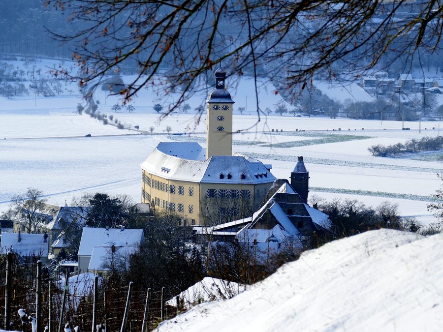 File:Gundelsheim Schloss Horneck 2014-12-28.jpg