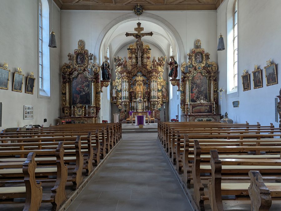 File:Triberg-Wallfahrtskirche Maria in der Tanne-204-zum Chor-2025-gje.jpg