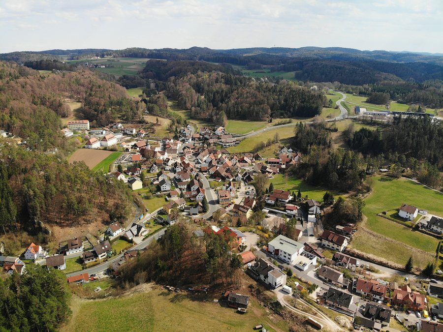 File:Obertrubach Luftaufnahme (2020).jpg