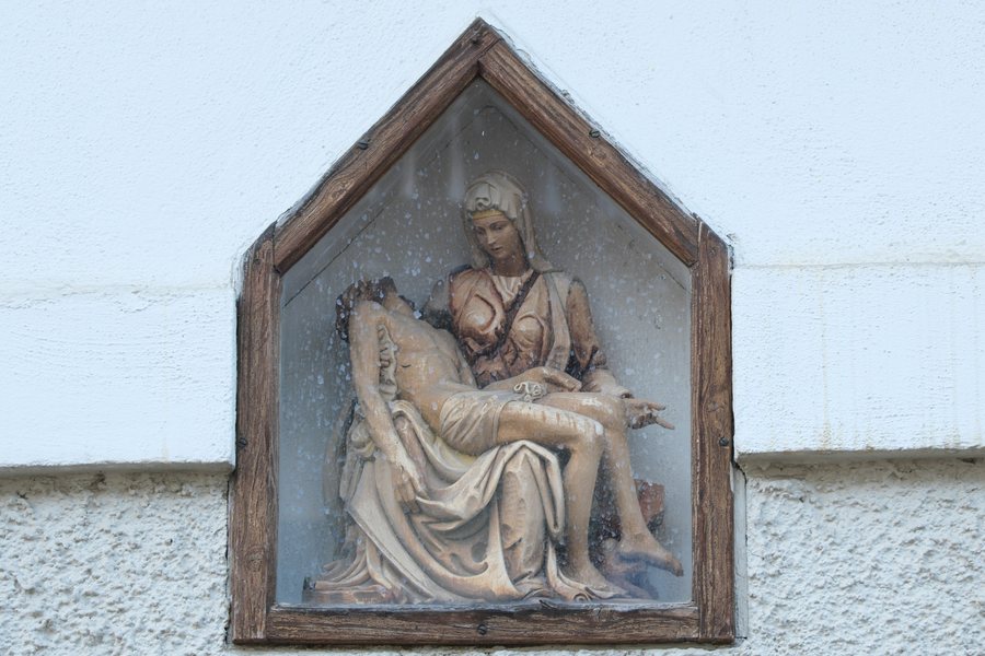 File:Bernried am Starnberger See Pietà 807.jpg