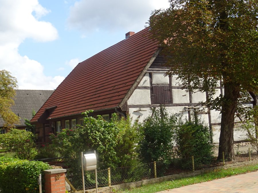 File:DomsühlHaupstraße12.jpg