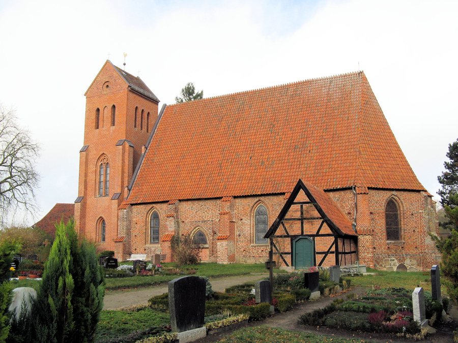 File:Cramon Kirche 2008-11-13 010.jpg