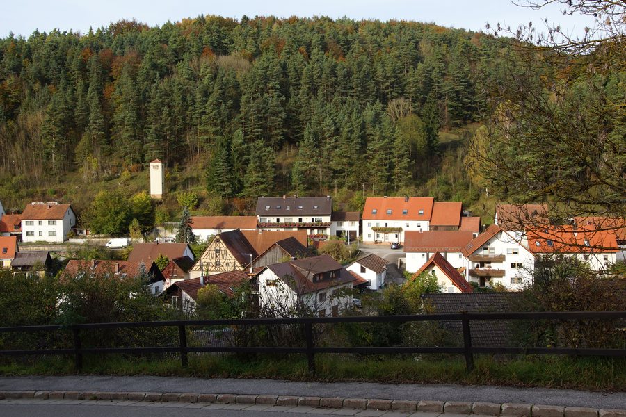 File:Högen - Weigendorf 001.JPG