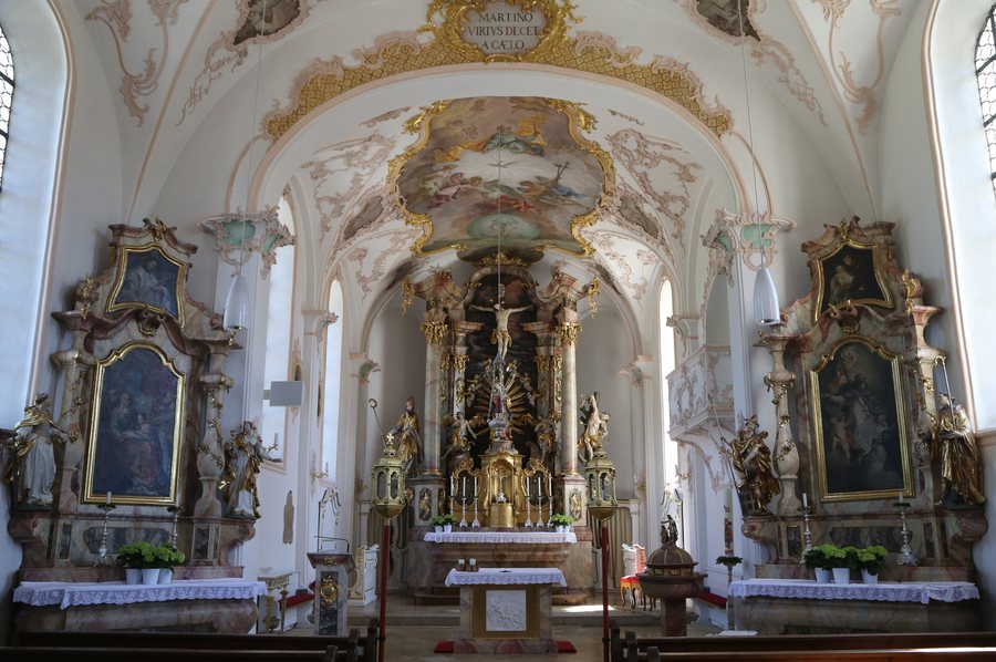 File:St. Martin Innenraum Buch am Buchrain-2.jpg
