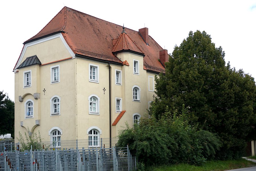 File:Bahnhofstraße 26 (Arnstorf).jpg